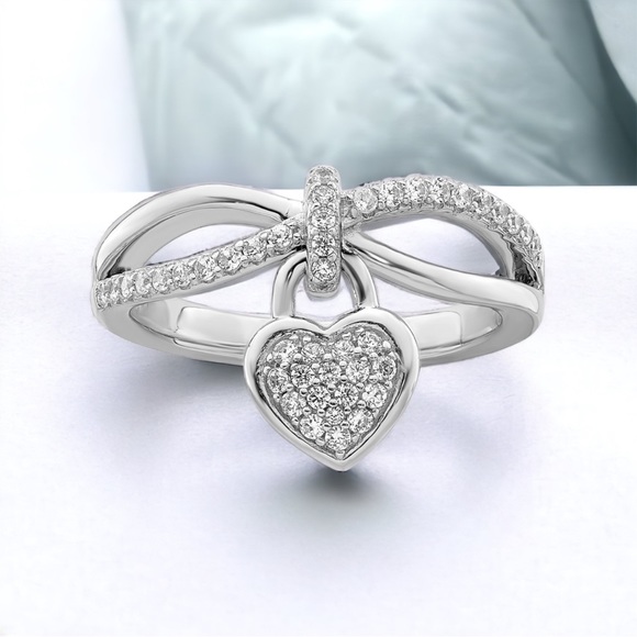 925 Sterling Silver Rhodium-plated CZ Heart Dangle Ring - Picture 1 of 7